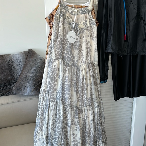 Storia Dresses & Skirts - Storia S maxi dress
